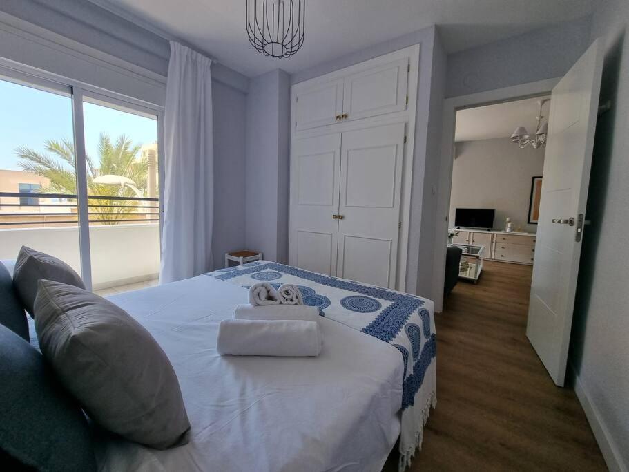 Aguadulce, Apto Santa Monica 2 Hab Con Terraza, Aire, Wifi, A 5 Min De La Playa Aguadulce  Extérieur photo